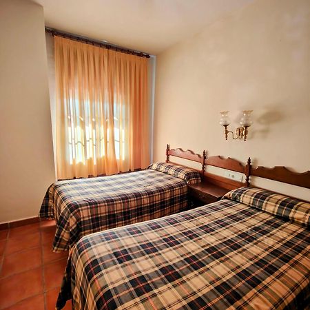 Hostal Montemayor Montemayor del Rio المظهر الخارجي الصورة